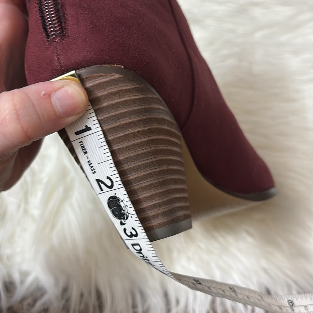 NWOT Violet & Red Jackson Lazer Cut Topline Bootie Burgundy Size 7 Stitch Fix - Picture 10 of 13